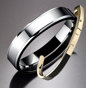 Schmuck aus hochwertigen Materialien - Edelstahl, Gelbgold, Roségold, Stahl - für einen eleganten und langlebigen Look.