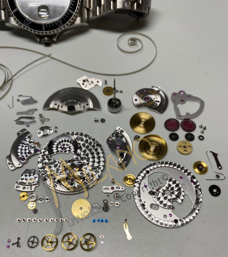 Luxusuhr, Wartung, Reparatur, Uhrmacher, Service, Präzision, Uhrwerk, Ersatzteile, Werkzeuge, Uhrenservice, Uhrenwartung, Luxusuhren-Service, Luxusuhren-Wartung